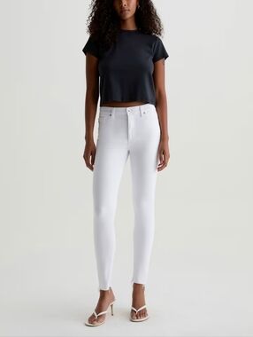New AG  Farrah Skinny Ankle jean Pearl white Freyed Bottom 28
